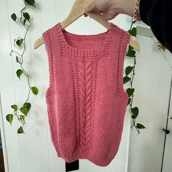 Vintage Hand-Knit Crocheted Pink Sweater Vest Size Small Cottagecore - Picture 4 of 5